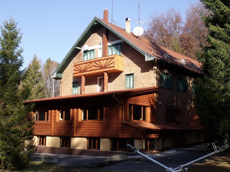 Sebesviz Panzio Bed & Breakfast Repashuta Dış mekan fotoğraf